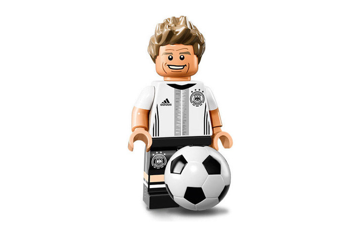 71014-13 Футболист сборной Германии - MULLER - Коллекционная минифигурка Лего 71014-13 71014-13