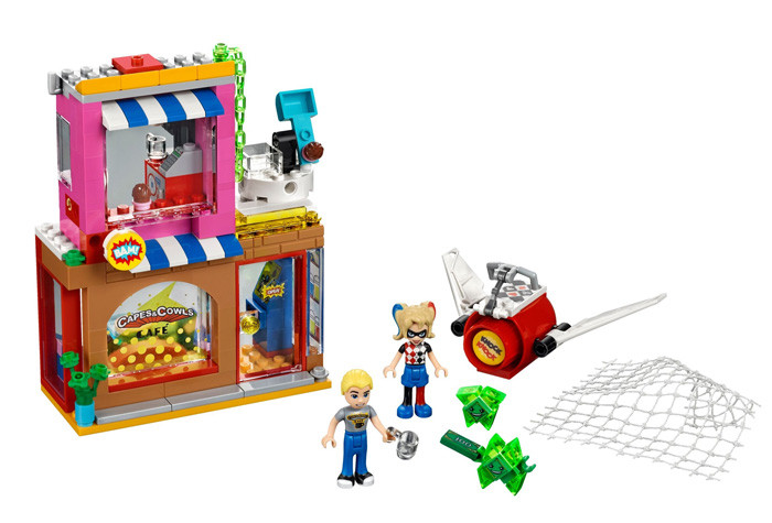 Конструктор LEGO Super Hero Girls Харли Квинн спешит на помощь 41231
