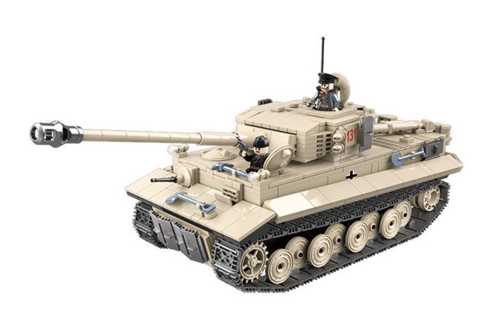 Конструктор Brick Battle Немецкий тяжёлый танк Tiger 131 GN-8357/серый