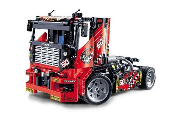 Конструктор Decool аналог LEGO 42041 Гоночный грузовик 2 в 1 3360